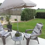Nocleg ze śniadaniem D'hotes La Maison Neuve 3*