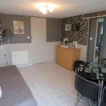 Nocleg ze śniadaniem D'hotes La Maison Neuve 3*