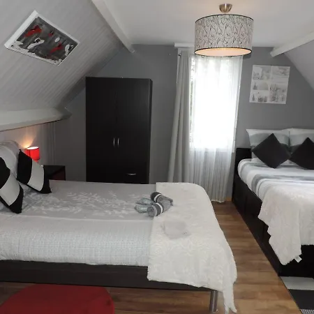 D'hotes La Maison Neuve 3*