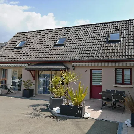 D'hotes La Maison Neuve Alojamento de Acomodação e Pequeno-almoço 3*