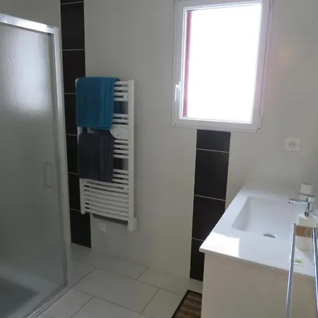 فندق مبيت وإفطار D'hotes La Maison Neuve 3*