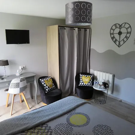 D'hotes La Maison Neuve Bed & Breakfast Saint-Loup (Manche)