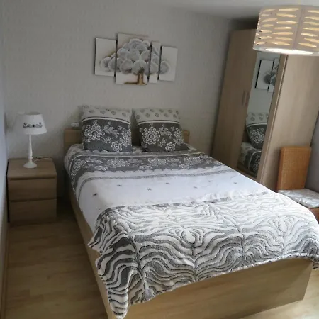 فندق مبيت وإفطار D'hotes La Maison Neuve 3*