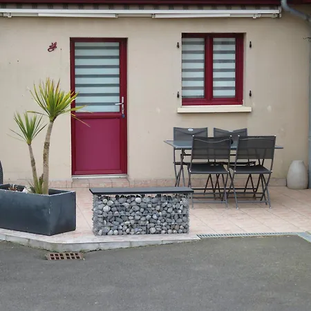 D'hotes La Maison Neuve 3*