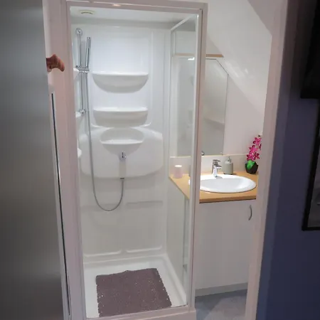 D'hotes La Maison Neuve 3*