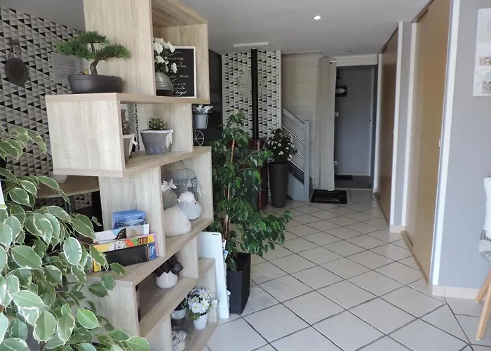 D'hotes La Maison Neuve 3*