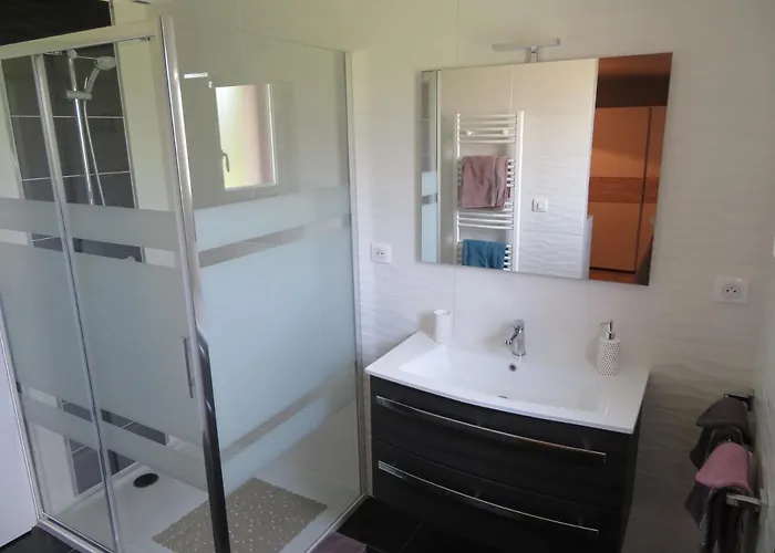 D'hotes La Maison Neuve 3*