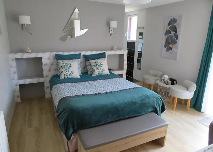 D'hotes La Maison Neuve 3*